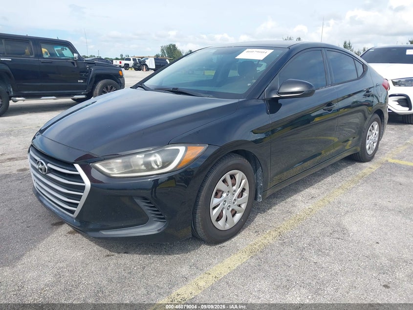 2017 HYUNDAI ELANTRA auction photo 2