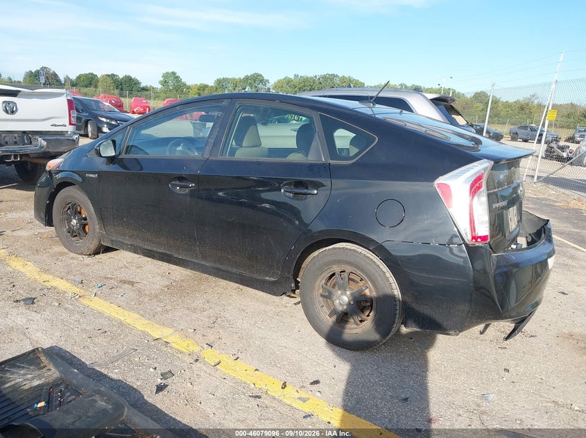 Vin: jtdkn3du5f0397660, lot: 46578643, toyota prius three 20153