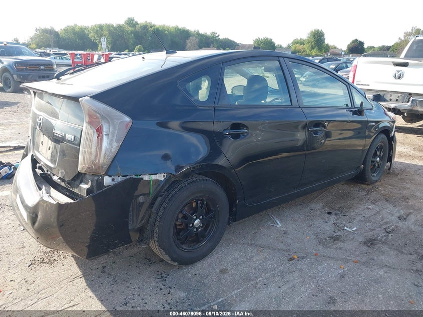 Vin: jtdkn3du5f0397660, lot: 46578643, toyota prius three 20154