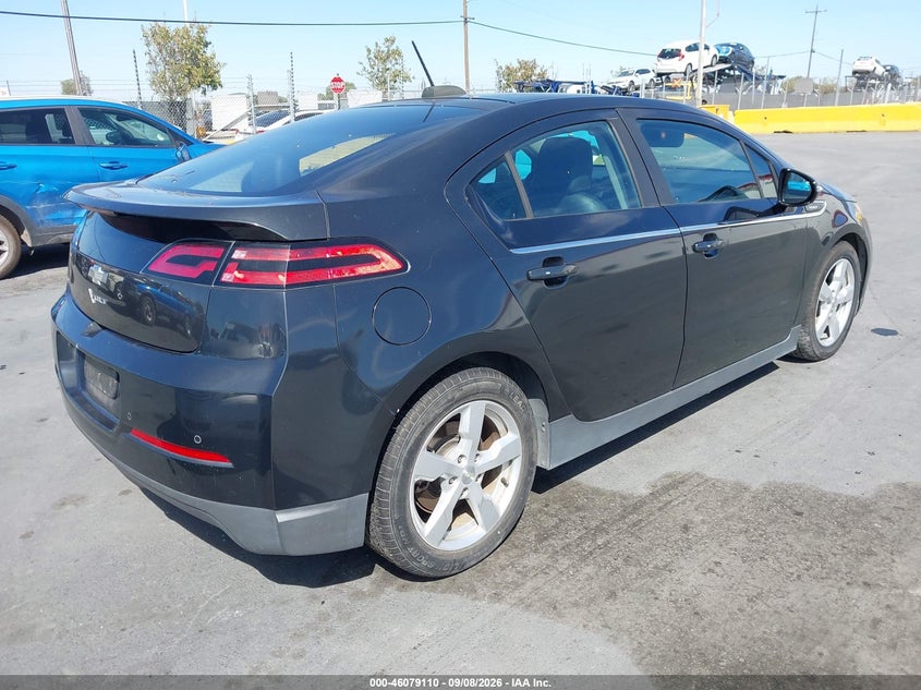 2015 CHEVROLET VOLT auction photo 4