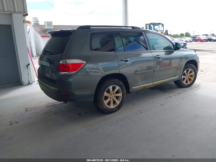 2012 TOYOTA HIGHLANDER auction photo 4