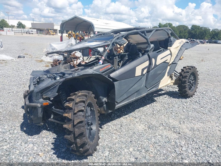 2023 CAN-AM MAVERICK X3 MAX auction photo 2
