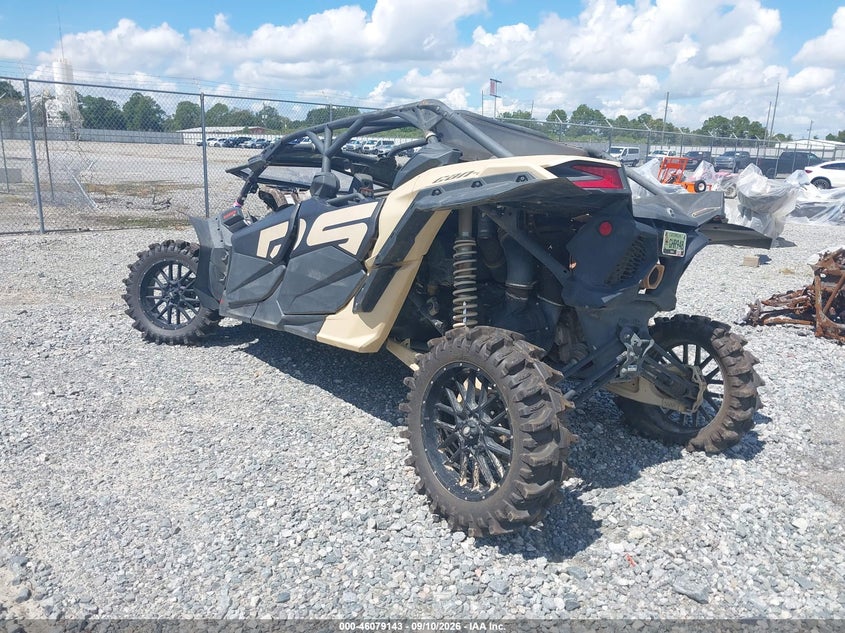 2023 CAN-AM MAVERICK X3 MAX auction photo 3