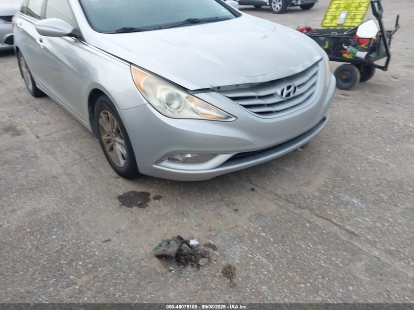 2013 HYUNDAI SONATA auction photo 1