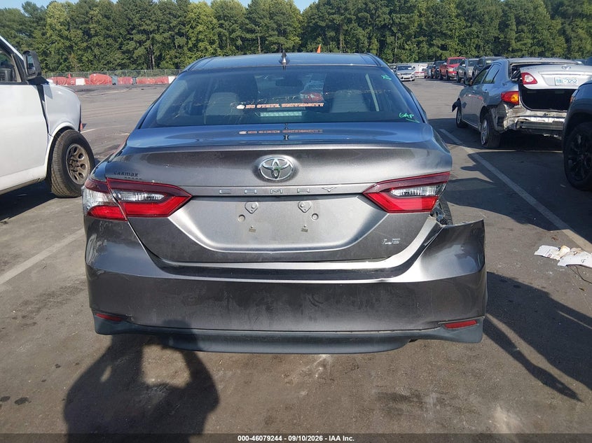 TOYOTA CAMRY - zdjęcie 17