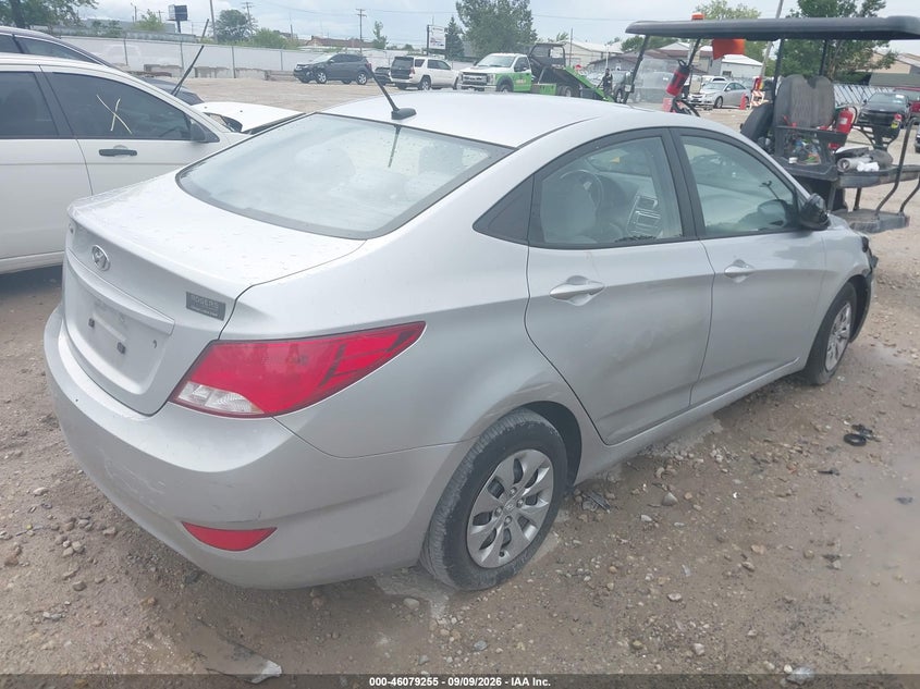 2016 HYUNDAI ACCENT auction photo 4