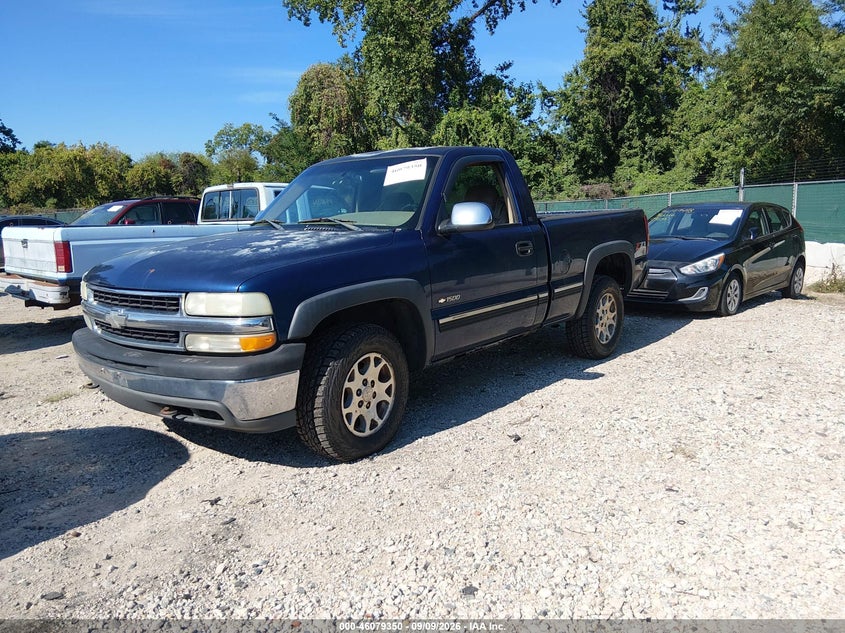 2002 CHEVROLET SILVERADO 1500 auction photo 2