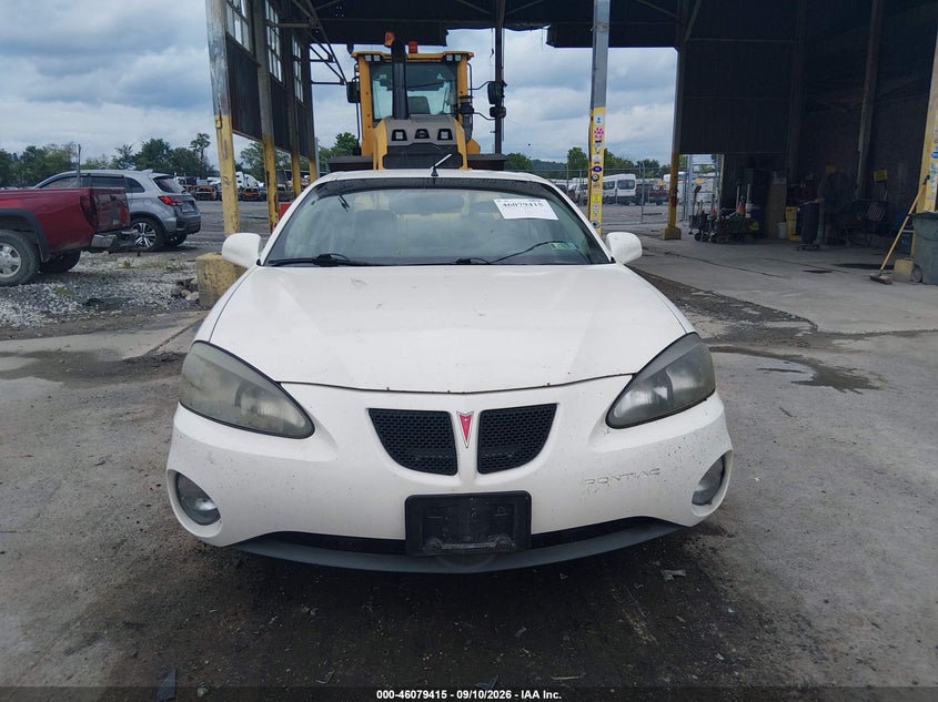 2004 PONTIAC GRAND PRIX auction photo 6