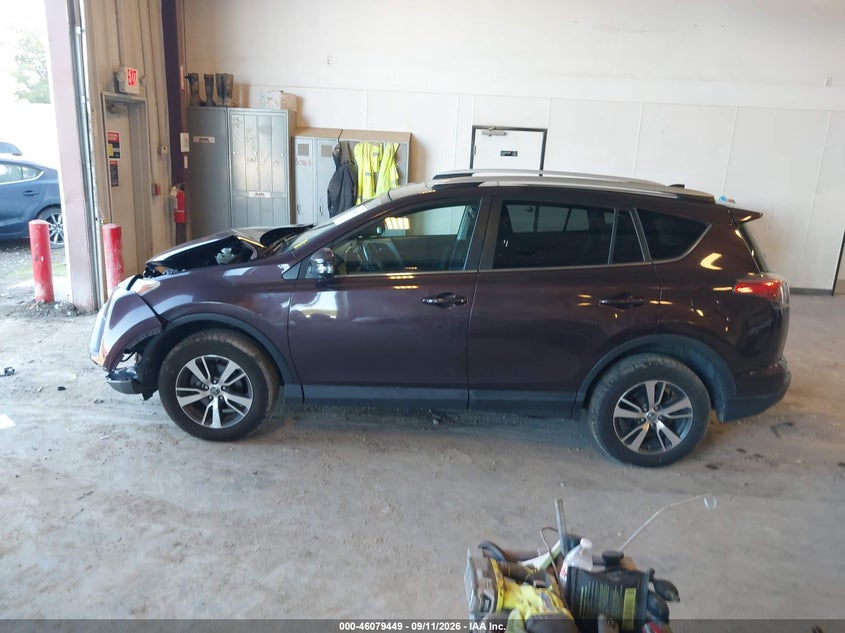TOYOTA RAV4 - zdjęcie 14