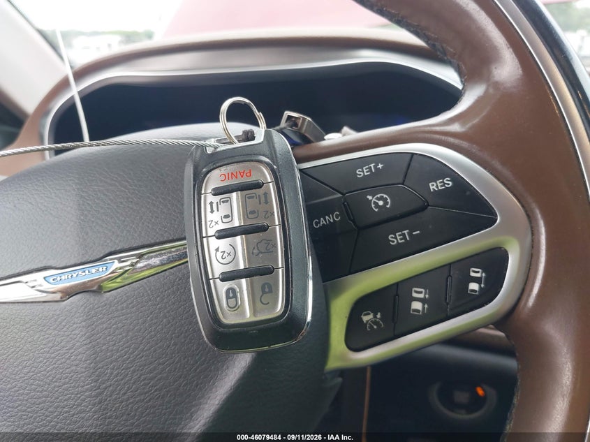 CHRYSLER PACIFICA - zdjęcie 11