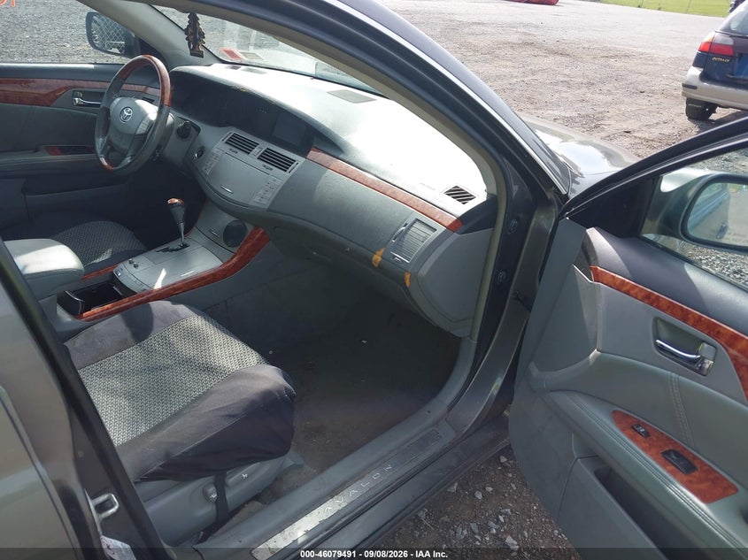2007 TOYOTA AVALON auction photo 5