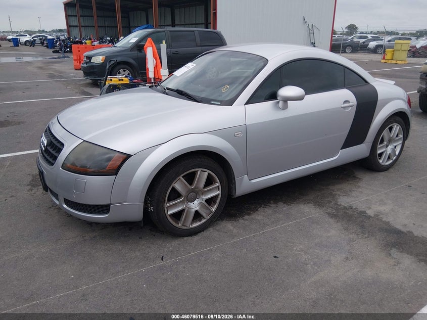 2003 AUDI TT auction photo 2