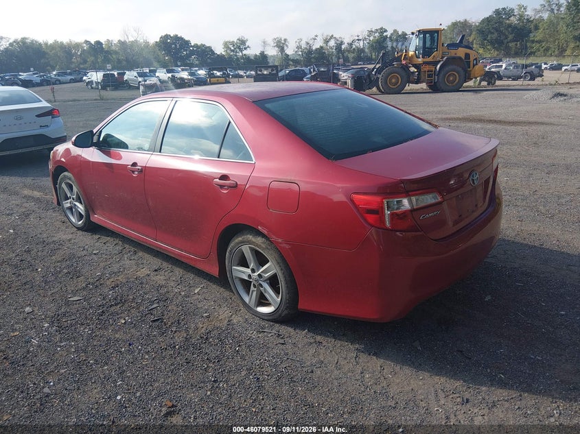 Vin: 4t1bf1fk6eu737317, lot: 46579068, toyota camry se 20143