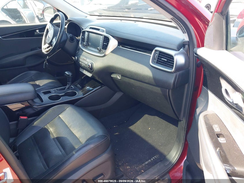 2018 KIA SORENTO auction photo 5