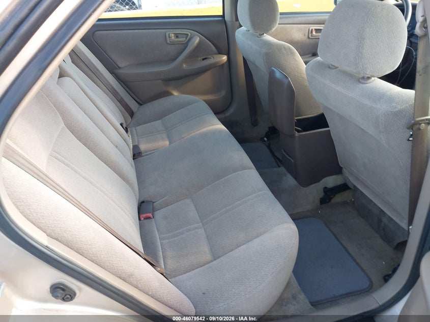 2001 TOYOTA CAMRY auction photo 8