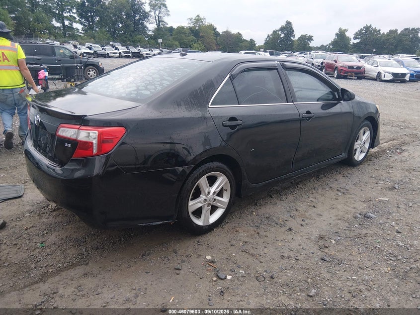 Vin: 4t1bf1fk5eu859148, lot: 46579150, toyota camry se 20144