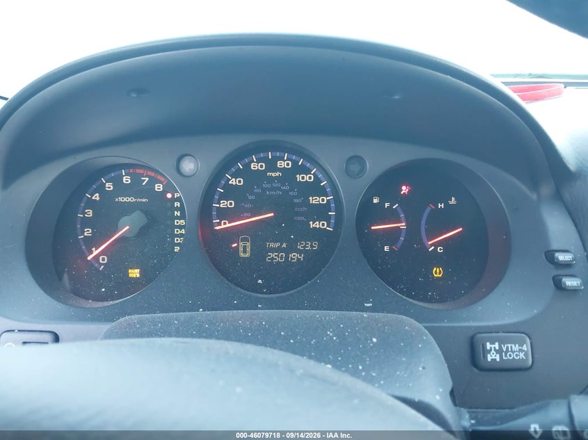 ACURA MDX 2004 VIN 2HNYD18974H539100