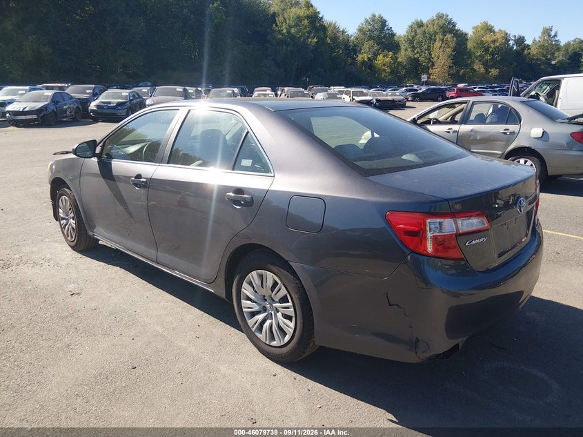Vin: 4t4bf1fk7cr179190, lot: 46579284, toyota camry le 20123