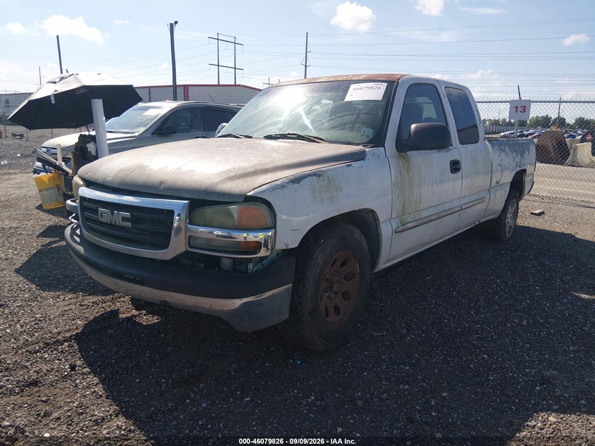 2004 GMC SIERRA 1500 auction photo 2