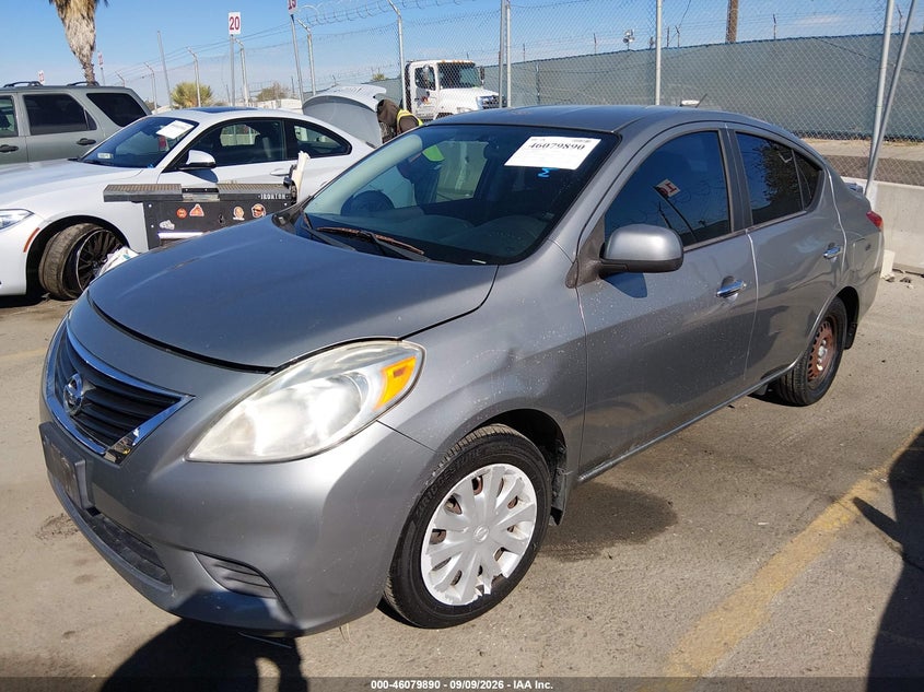 2013 NISSAN VERSA auction photo 2