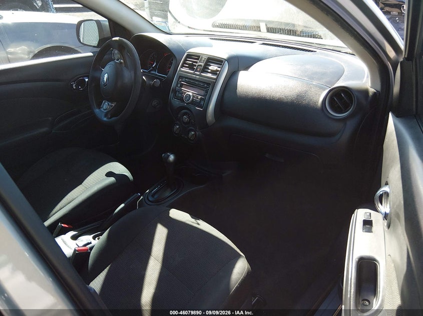 2013 NISSAN VERSA auction photo 5