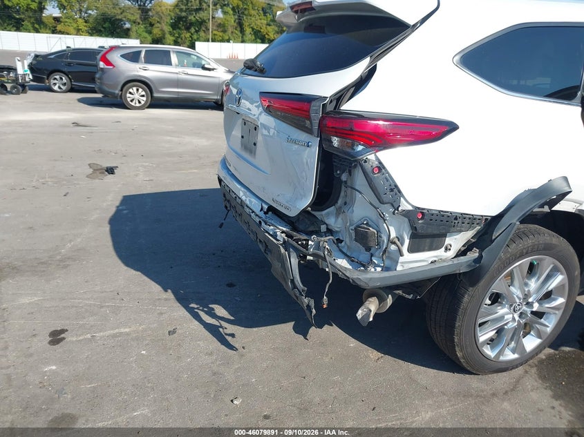 TOYOTA HIGHLANDER - zdjęcie 6