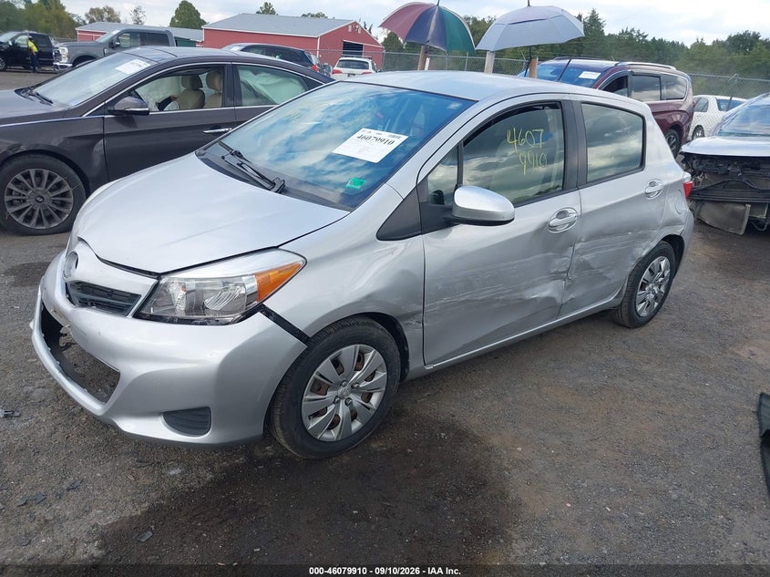 Vin: jtdktud30dd555167, lot: 46579457, toyota yaris l/le/se 20132