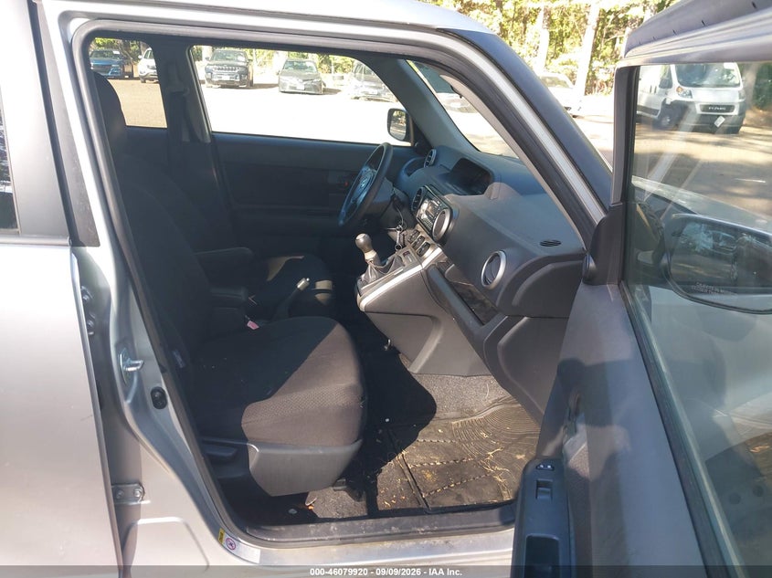 2010 SCION XB auction photo 5