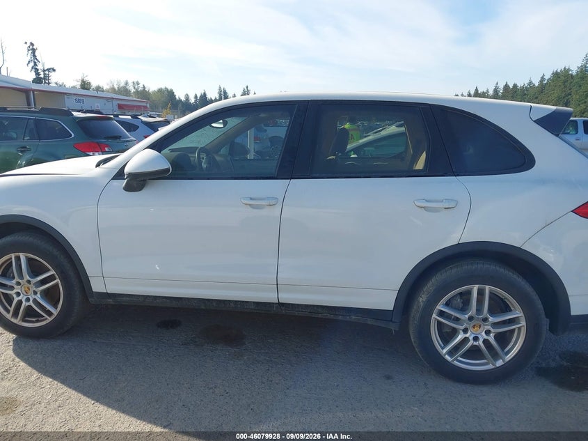 PORSCHE CAYENNE - zdjęcie 15