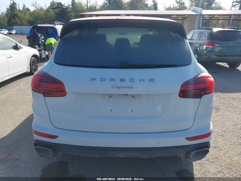 PORSCHE CAYENNE - zdjęcie 17