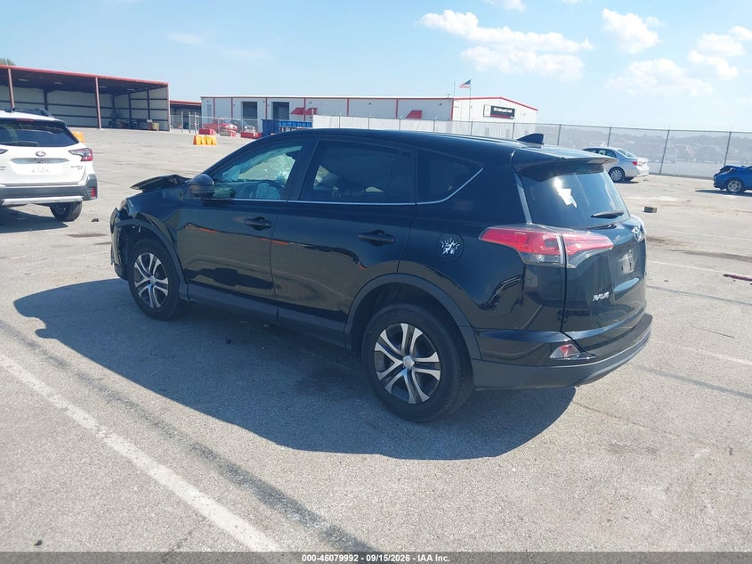TOYOTA RAV4 - zdjęcie 3