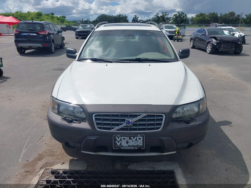 2004 VOLVO XC70 auction photo 6