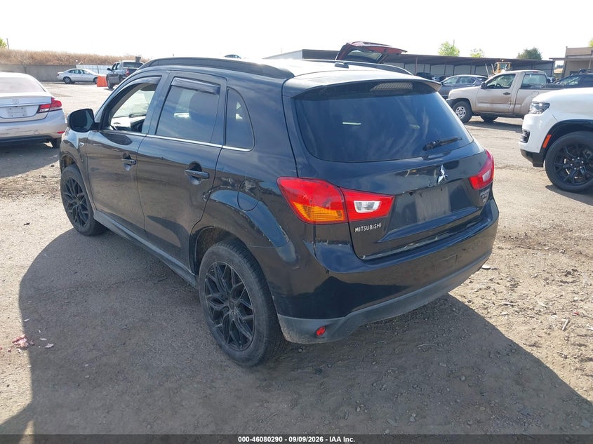 2015 MITSUBISHI OUTLANDER SPORT GT · Фото 3