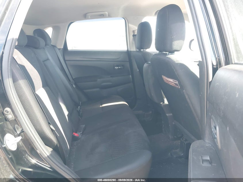 2015 MITSUBISHI OUTLANDER SPORT GT · Фото 8