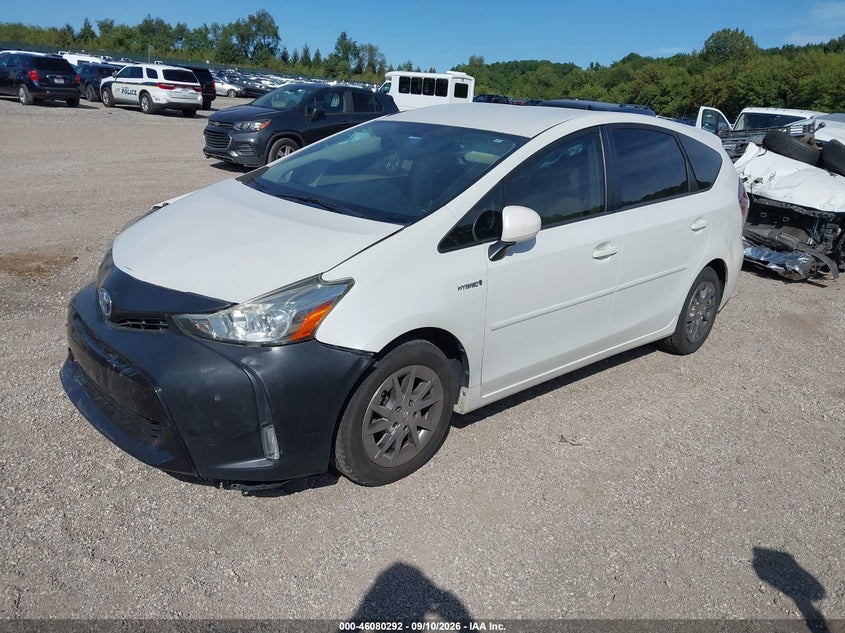 Vin: jtdzn3euxfj020247, lot: 46579839, toyota prius v four 20152