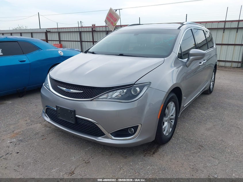 2018 CHRYSLER PACIFICA auction photo 6