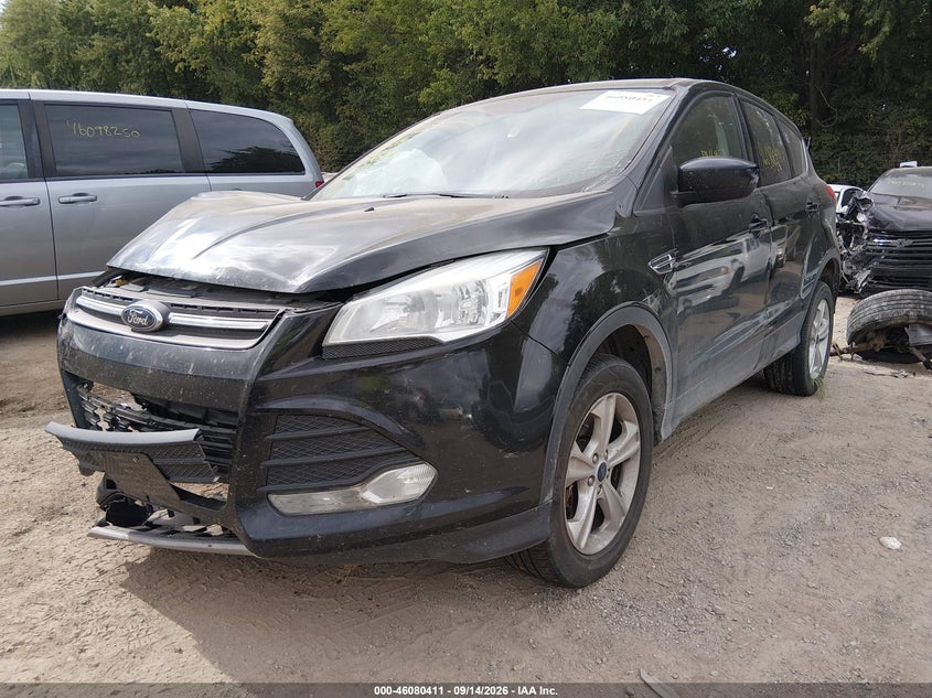 Vin: 1fmcu9gx2gua71062, lot: 46579958, ford escape se 20162
