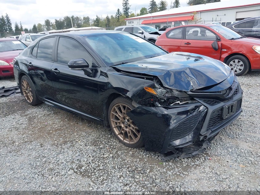 Vin: 4t1t31ak0ru078712, lot: 46580144, toyota camry hybrid se nightshade 2024 img_1
