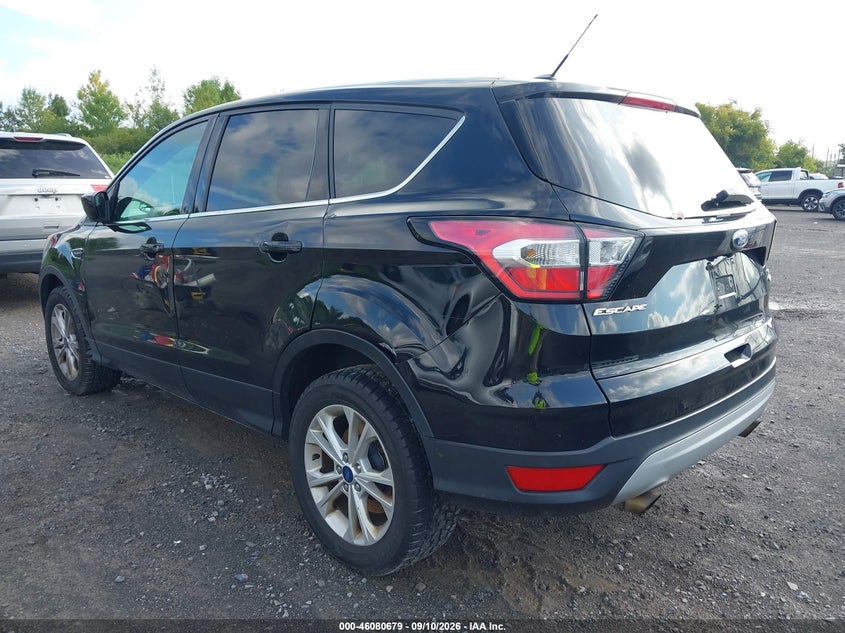 Vin: 1fmcu9gd7hue17436, lot: 46580226, ford escape se 20173