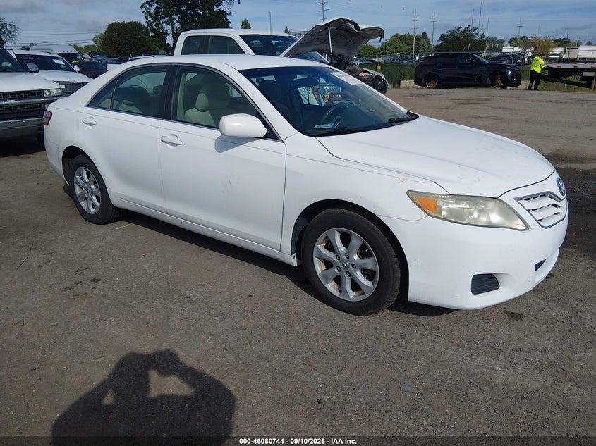 2010 TOYOTA CAMRY auction photo 1