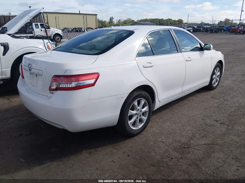 2010 TOYOTA CAMRY auction photo 4