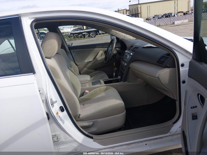 2010 TOYOTA CAMRY auction photo 5