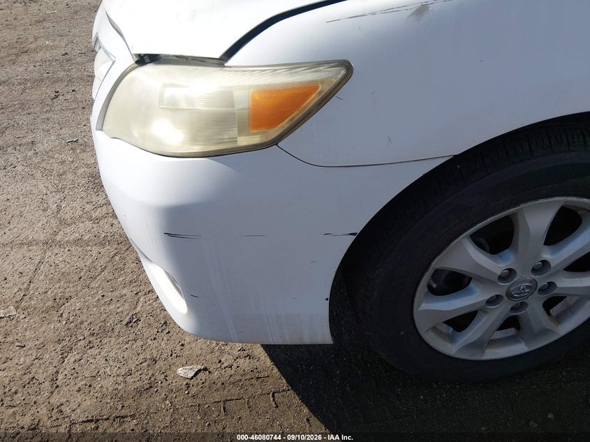 2010 TOYOTA CAMRY auction photo 6