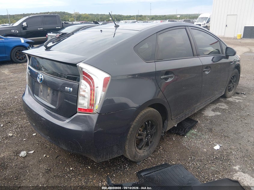 Vin: jtdkn3du8f1949369, lot: 46580355, toyota prius two 20154