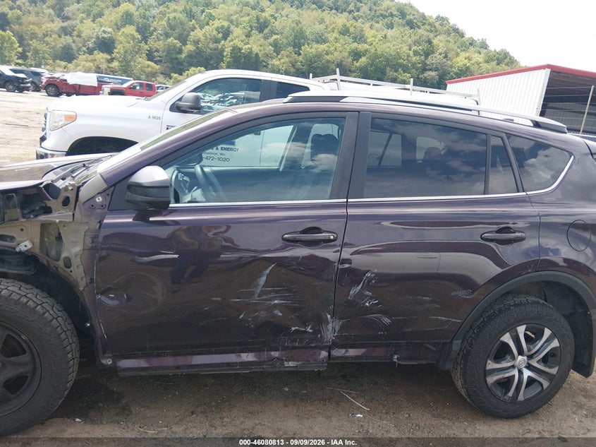 TOYOTA RAV4 - zdjęcie 14