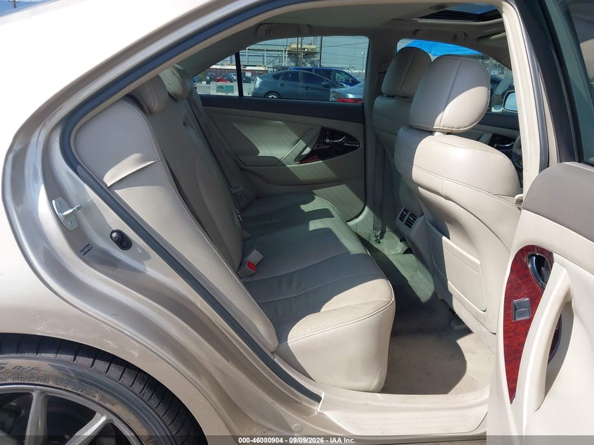 2009 TOYOTA CAMRY HYBRID auction photo 8