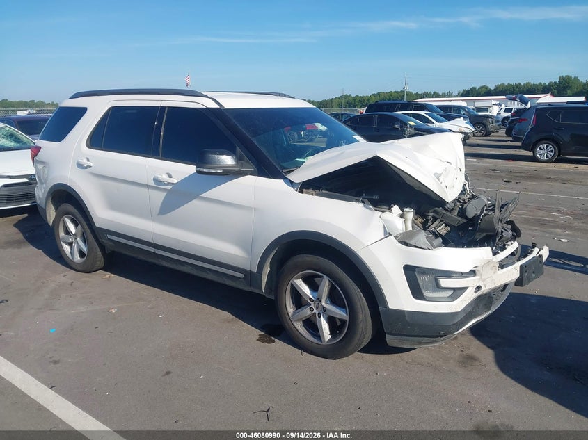 Vin: 1fm5k8d83hgd73773, lot: 46580536, ford explorer xlt 2017 img_1