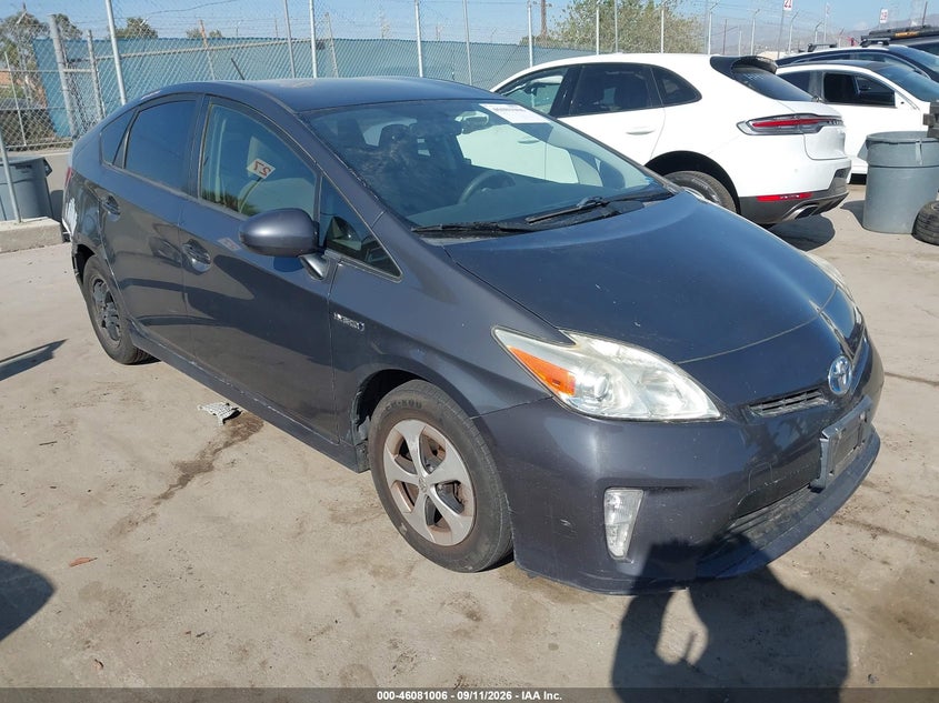 Vin: jtdkn3du4e0391203, lot: 46580552, toyota prius two 2014 img_1