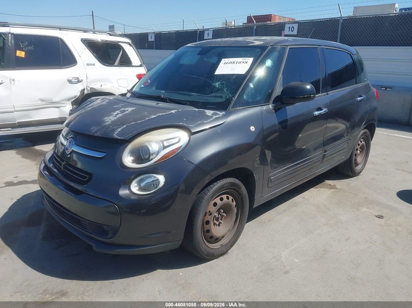 2014 FIAT 500L auction photo 2