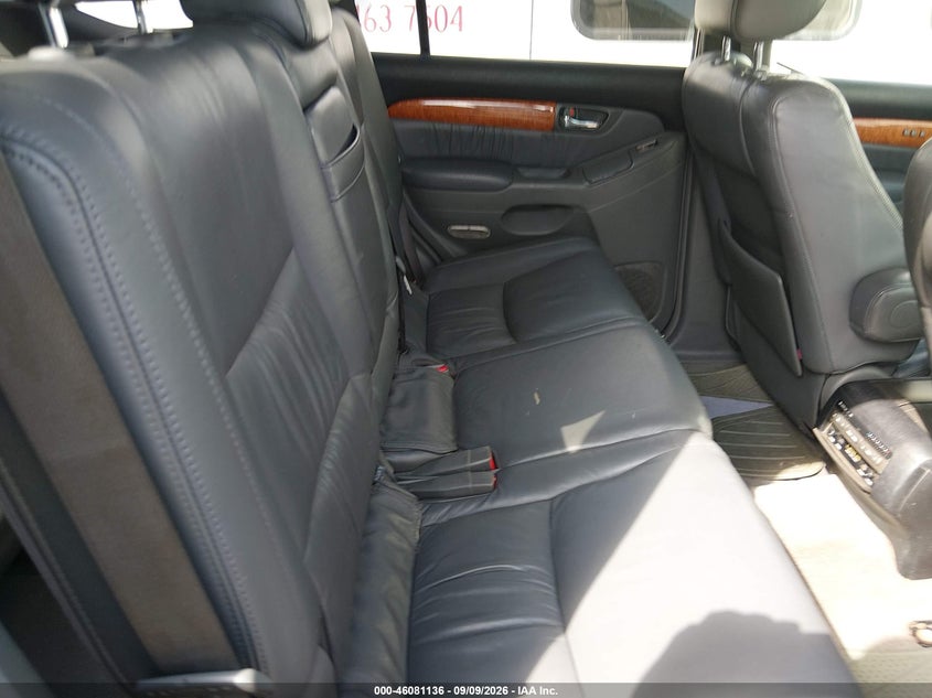 2004 LEXUS GX 470 auction photo 8